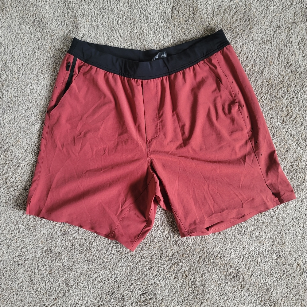 Ten Thousand Short - Interval Size XL 7in inseam